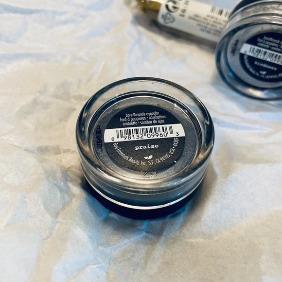 bareMinerals 4 pc set with 2 loose powder eye colors, brush, all over color NIB - Picture 4 of 6